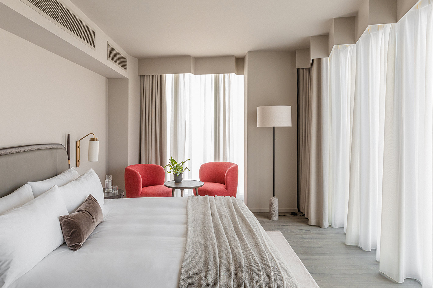 DOUBLE DOUBLE ROOM
