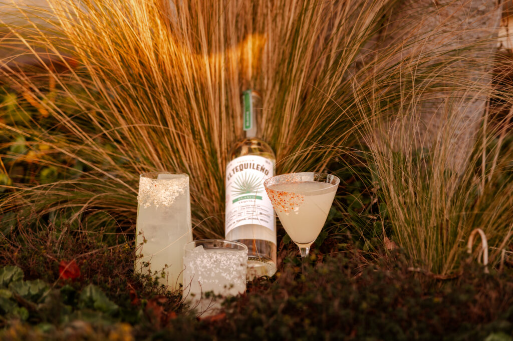 margarita-mile-cocktail-group08